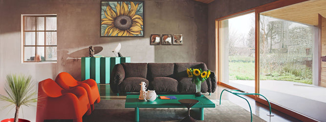 Sofas & Lounge Chairs